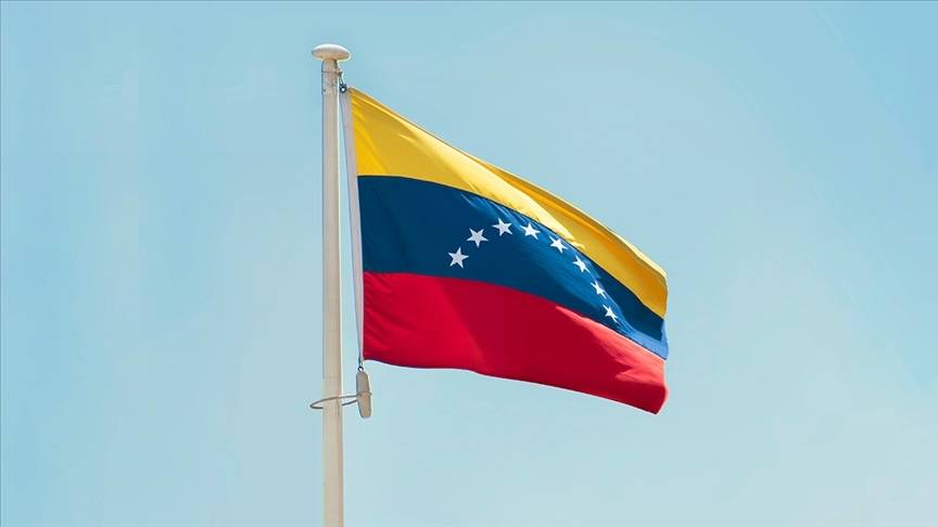 Venezuela, seçimleri takip etmek isteyen eski 5 devlet başkanının ülkeye gelişine izin vermedi